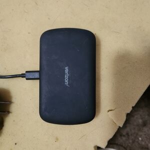 Verizon Black Portable Hotspot Lra